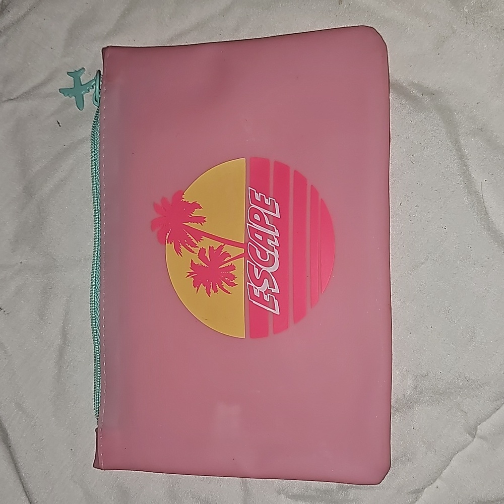 Ipsy makeup bag